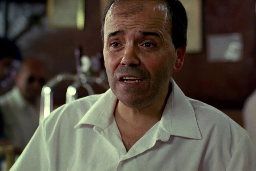 Cañita Brava revoluciona la televisión española con “De la tele al piso de estudiantes”: de las portadas al turno de la ducha compartida